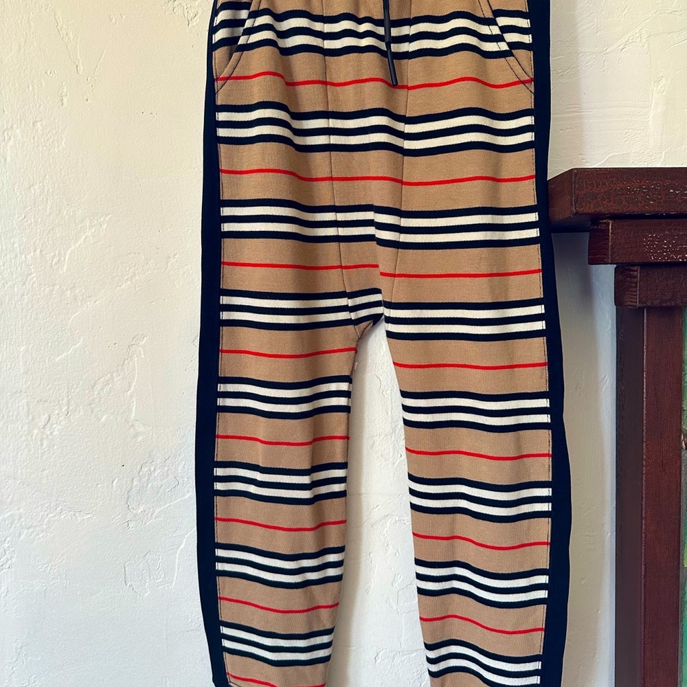 Burberry  cotton jogging children sweatpants 10yr